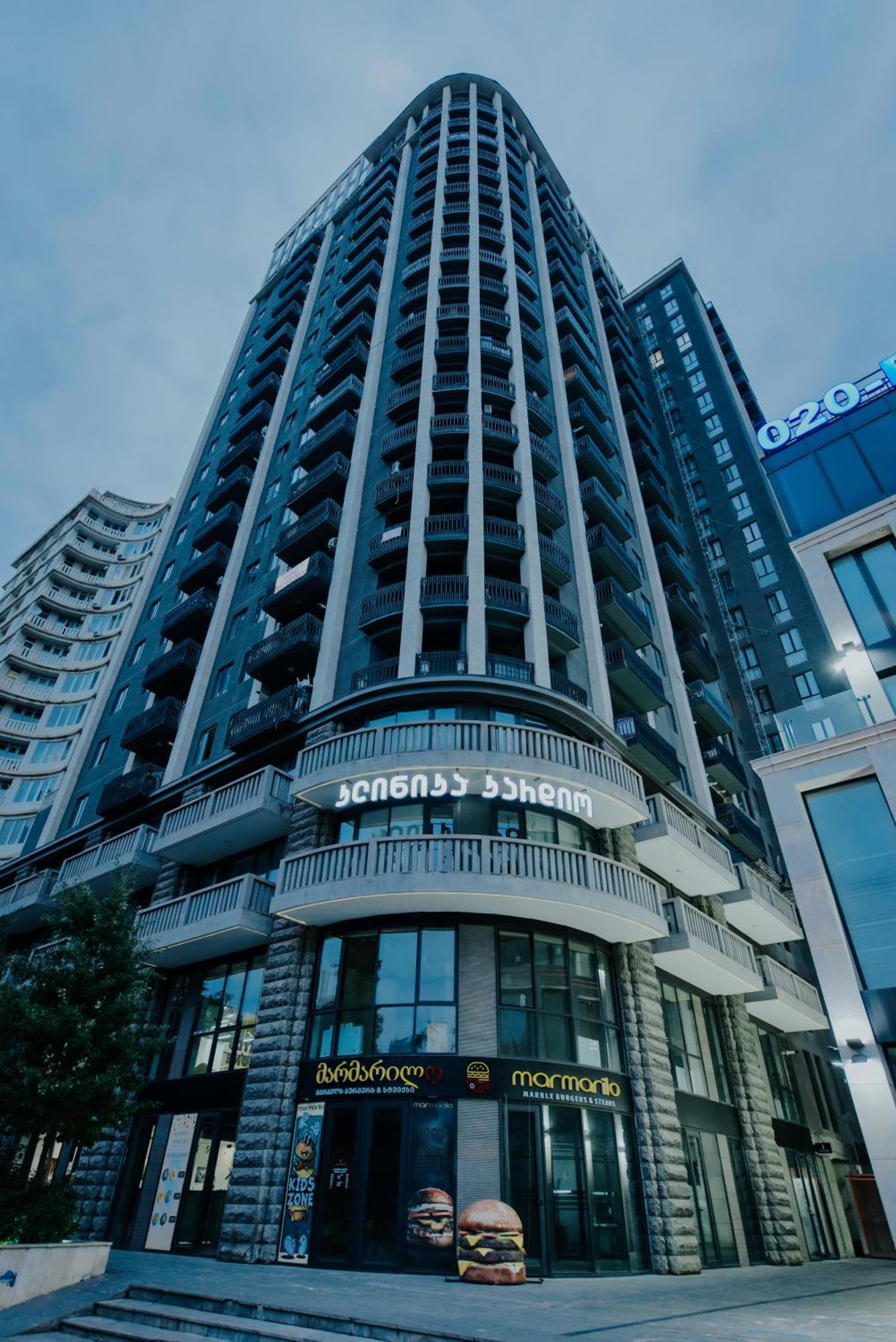 Skyline Luxury Suites Tbilisi Exterior photo