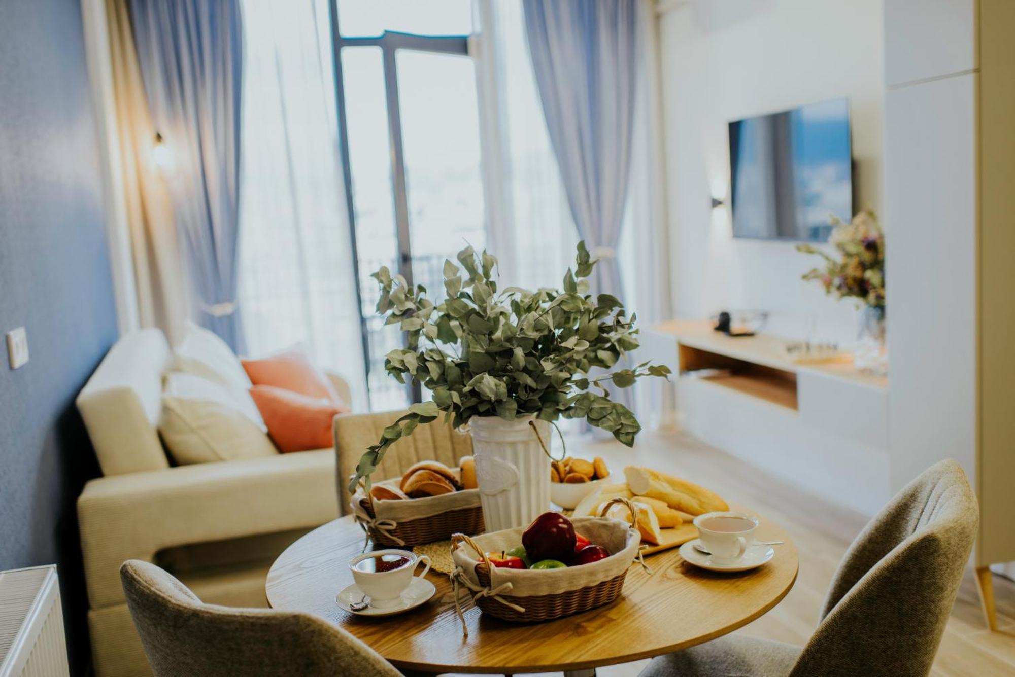 Skyline Luxury Suites Tbilisi Exterior photo